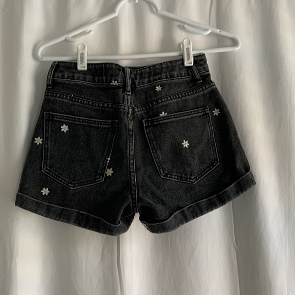 PACSUN Shorts - Picture 2 of 3